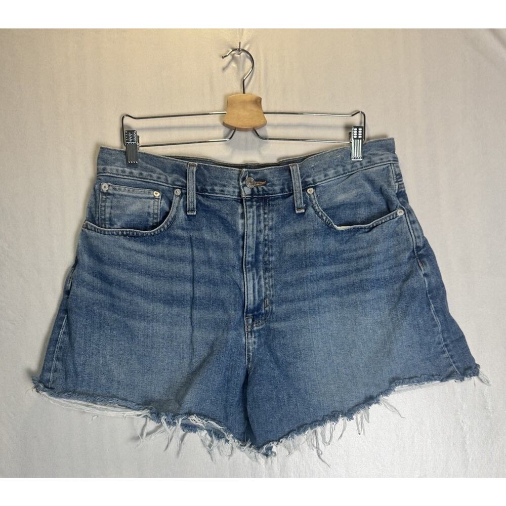 Madewell Womens Mom Jean Shorts High Waist Distressed Raw Hem Denim Size 32